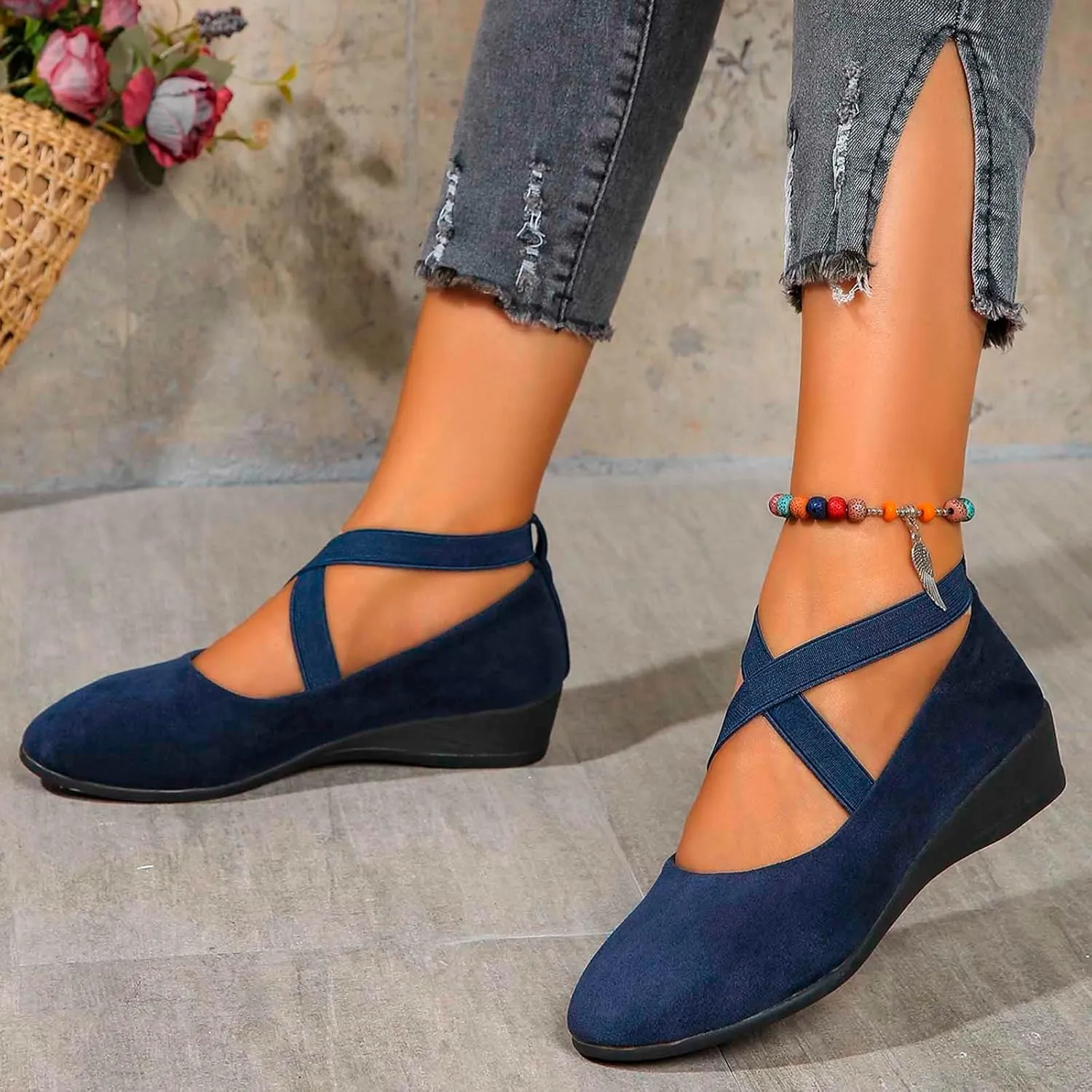 Closed Toe Sandals For Women 2025 Comfortable Dressy Casual Shoes With Elastic Ankle Strap Slip-On Ballet Flats