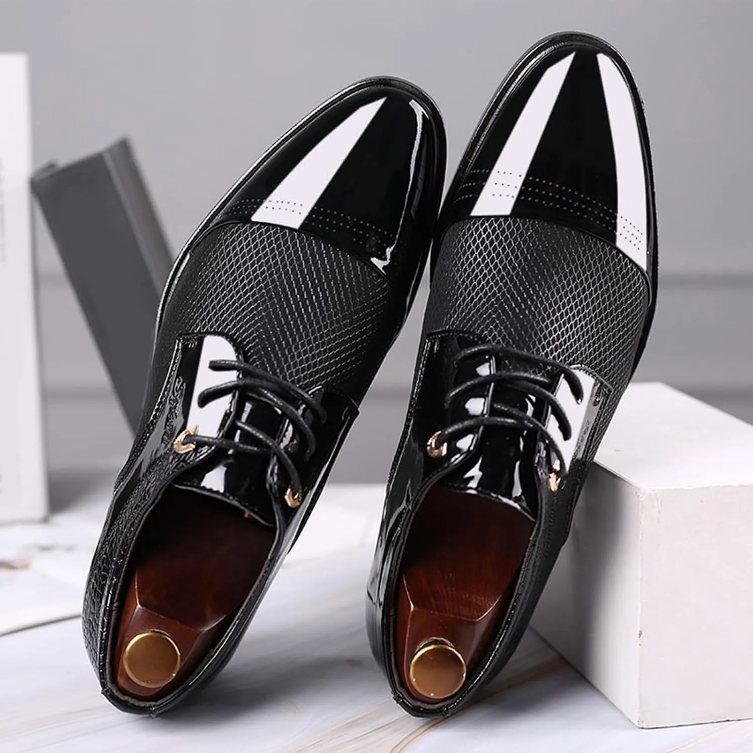 Dress Shoes Slip Ons for Men Men Breathable Business Formal Casual Pointed Toe Shiny Lace Up Patchwork Leather Shoes Business Casual Shoes Men Wide Toe Box