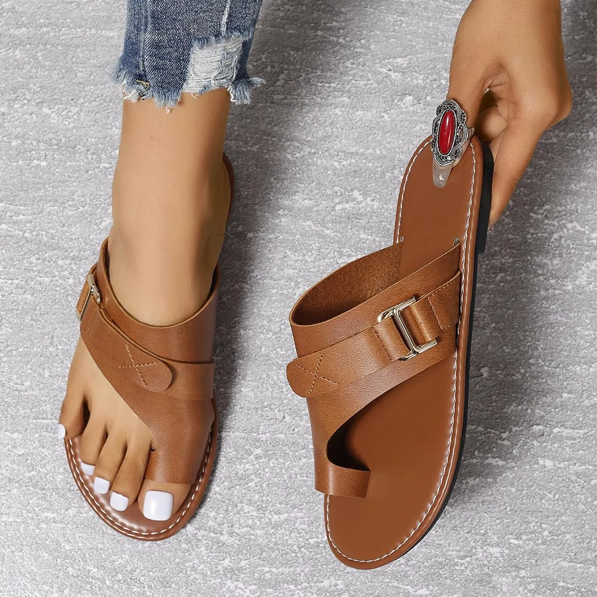 Flat Sandals for Women Slip On Slide Slippers Comfortable T-Strap Flip Flops Beach Dressy Outdoor Walking Summer Shoes