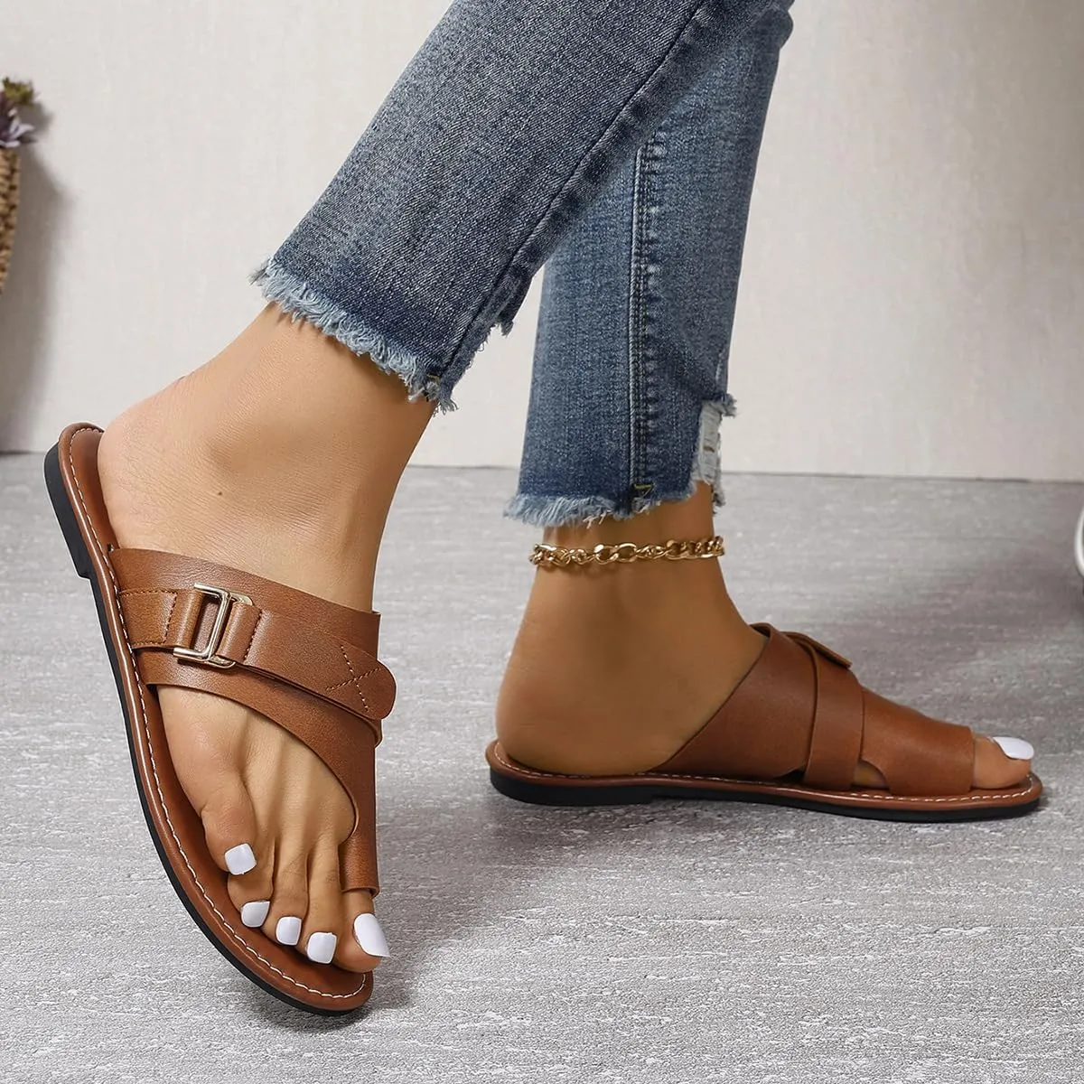 Flat Sandals for Women Slip On Slide Slippers Comfortable T-Strap Flip Flops Beach Dressy Outdoor Walking Summer Shoes