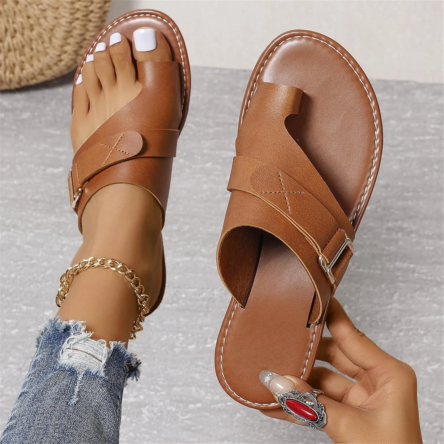 Flat Sandals for Women Slip On Slide Slippers Comfortable T-Strap Flip Flops Beach Dressy Outdoor Walking Summer Shoes