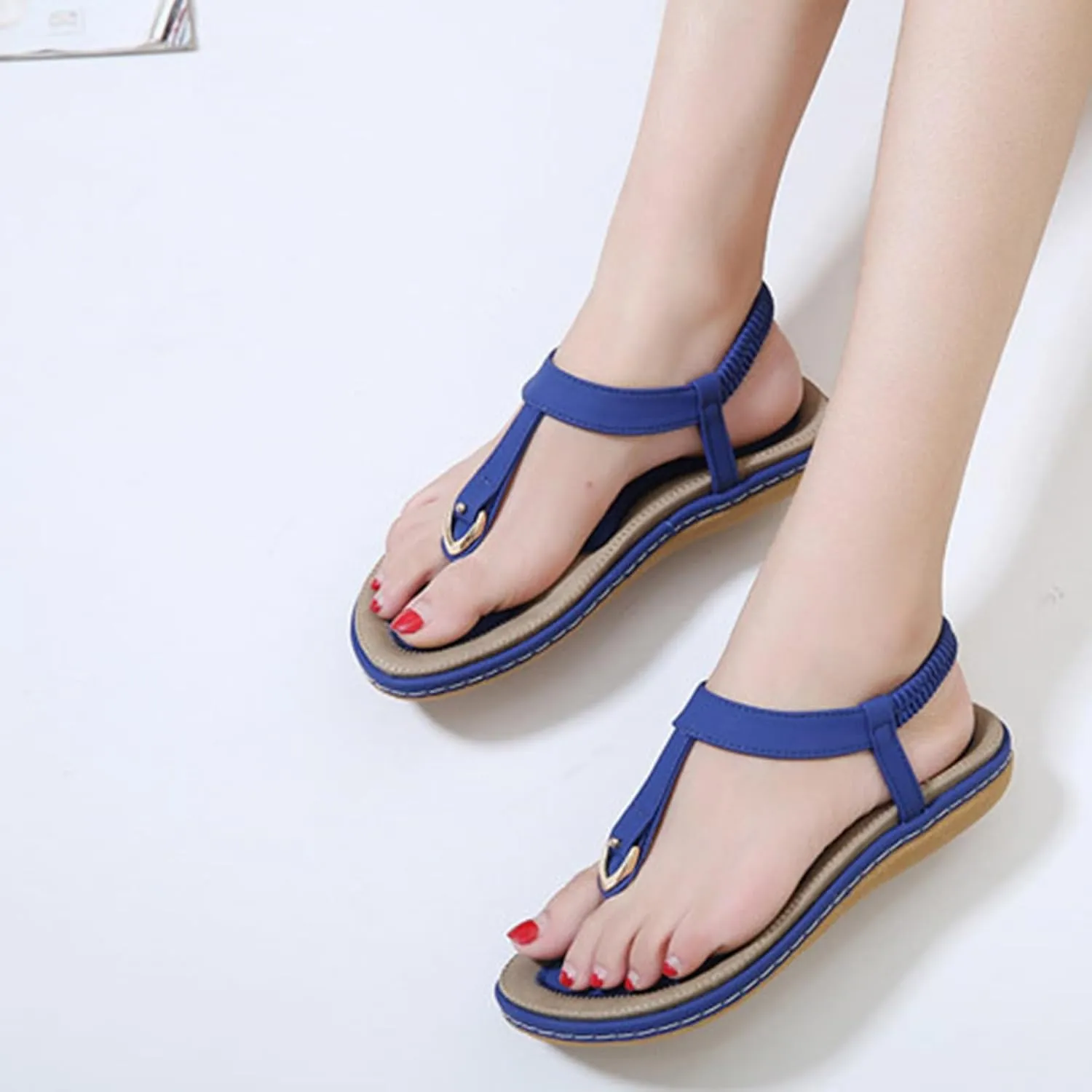 Flip Flops for Women Comfortable Open Toe Soft Cushion Flat Sandals Summer Dressy Clip Toe Leather Upholstery T-Strap Flip Flop Thong Sandals