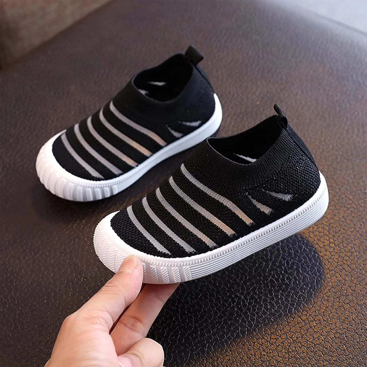 Little Girls Sneakers Autumn Flying Woven Mesh Breathable Comfortable Flat Casual Shoes Cute Girls Basketball