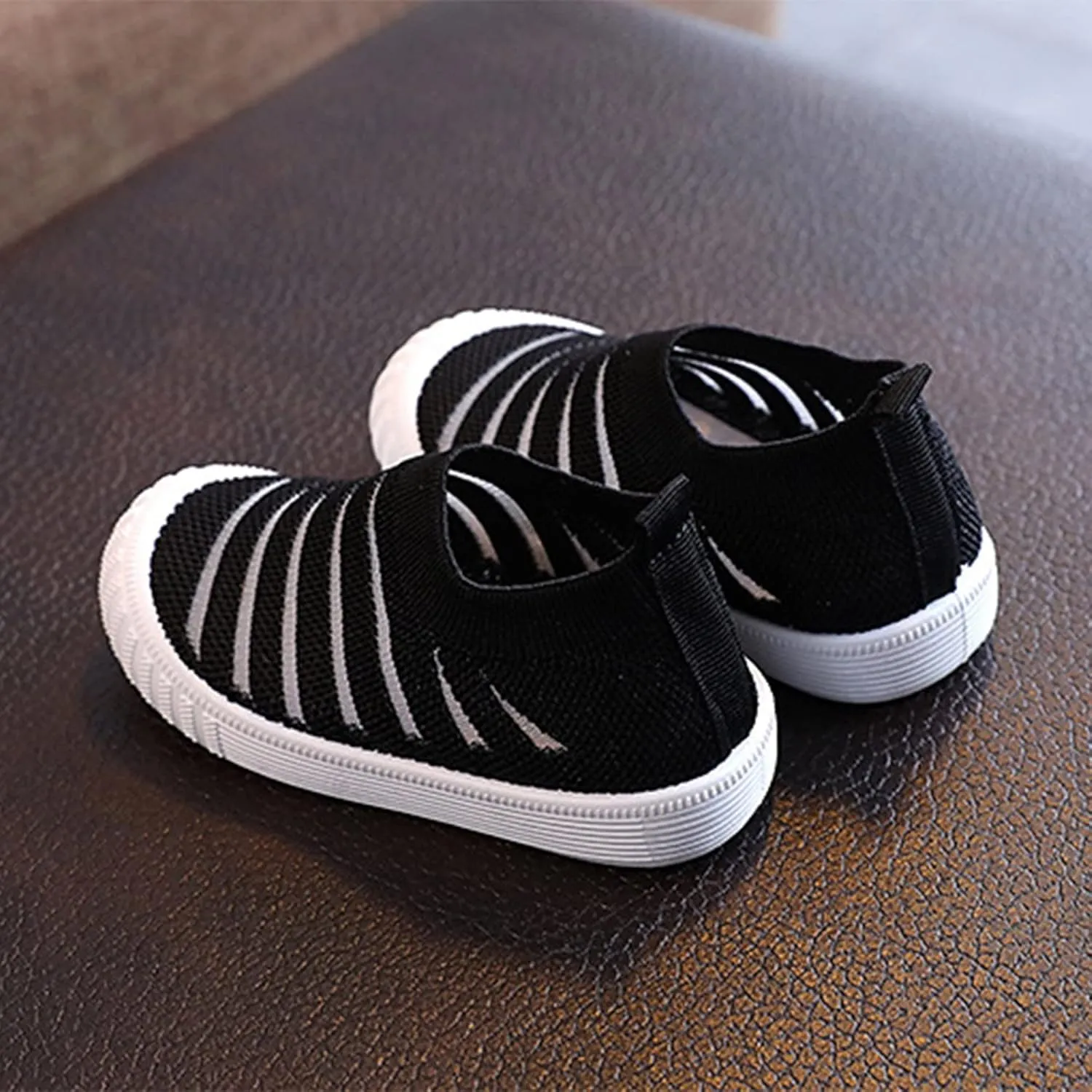 Little Girls Sneakers Autumn Flying Woven Mesh Breathable Comfortable Flat Casual Shoes Cute Girls Basketball
