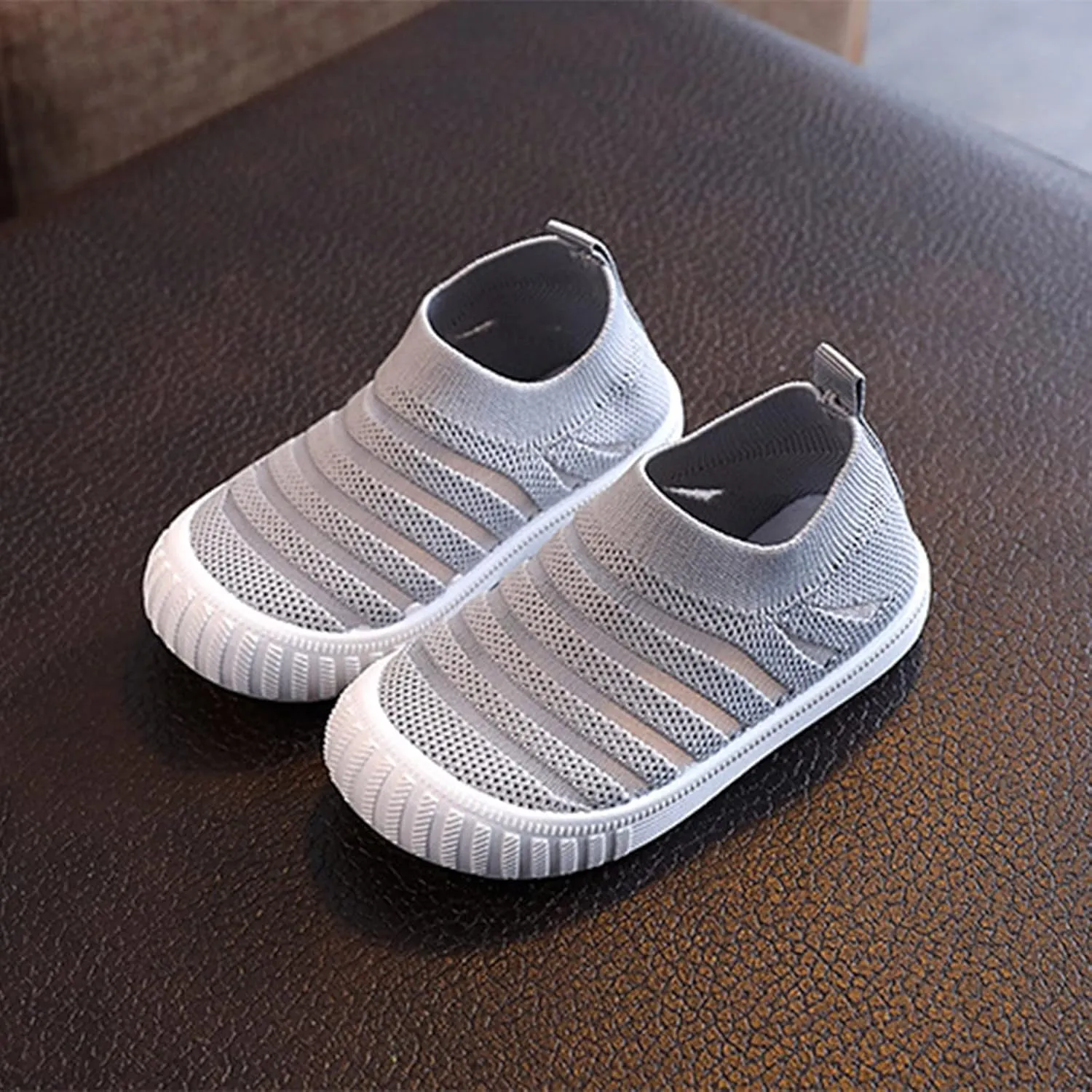Little Girls Sneakers Autumn Flying Woven Mesh Breathable Comfortable Flat Casual Shoes Cute Girls Basketball