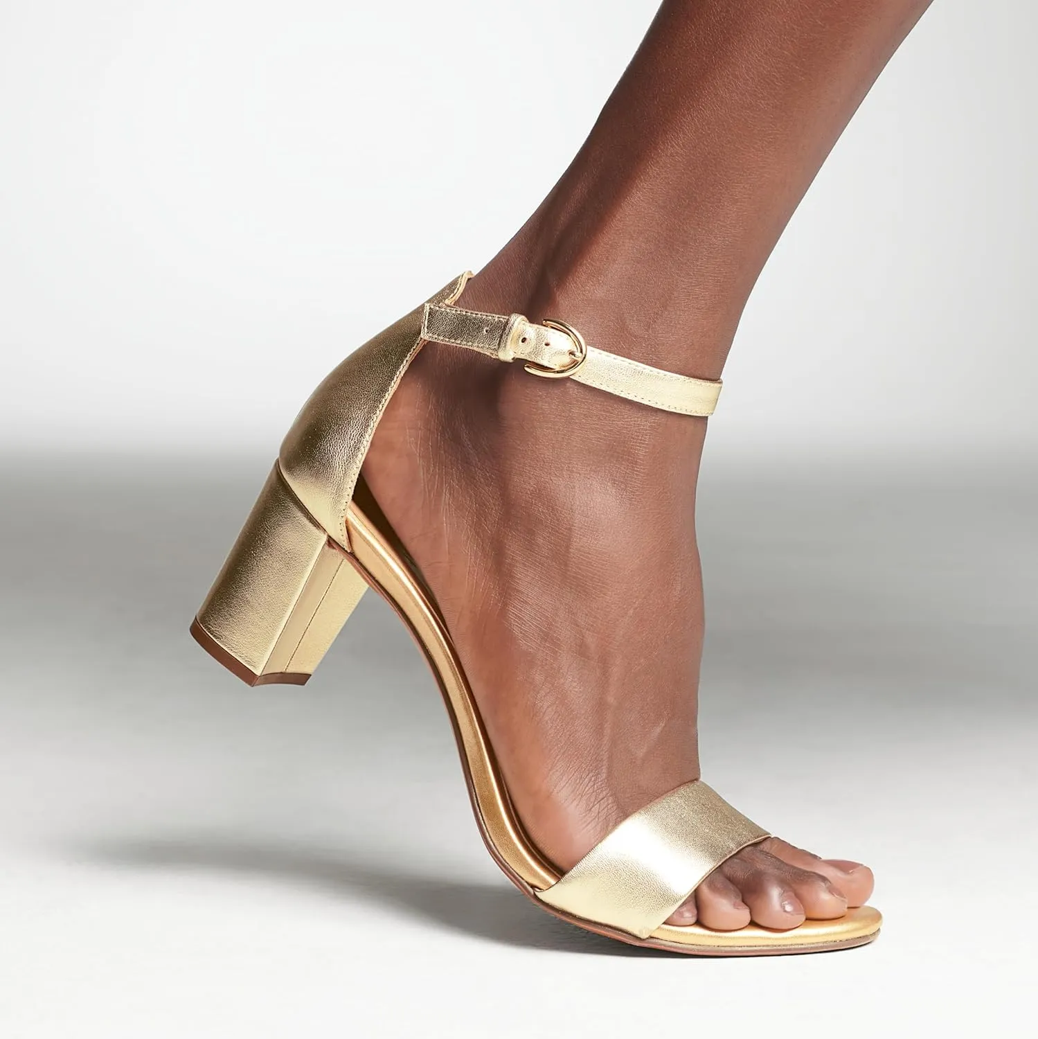 Naturalizer Womens Vera Ankle Strap Block Heel Dress Sandal