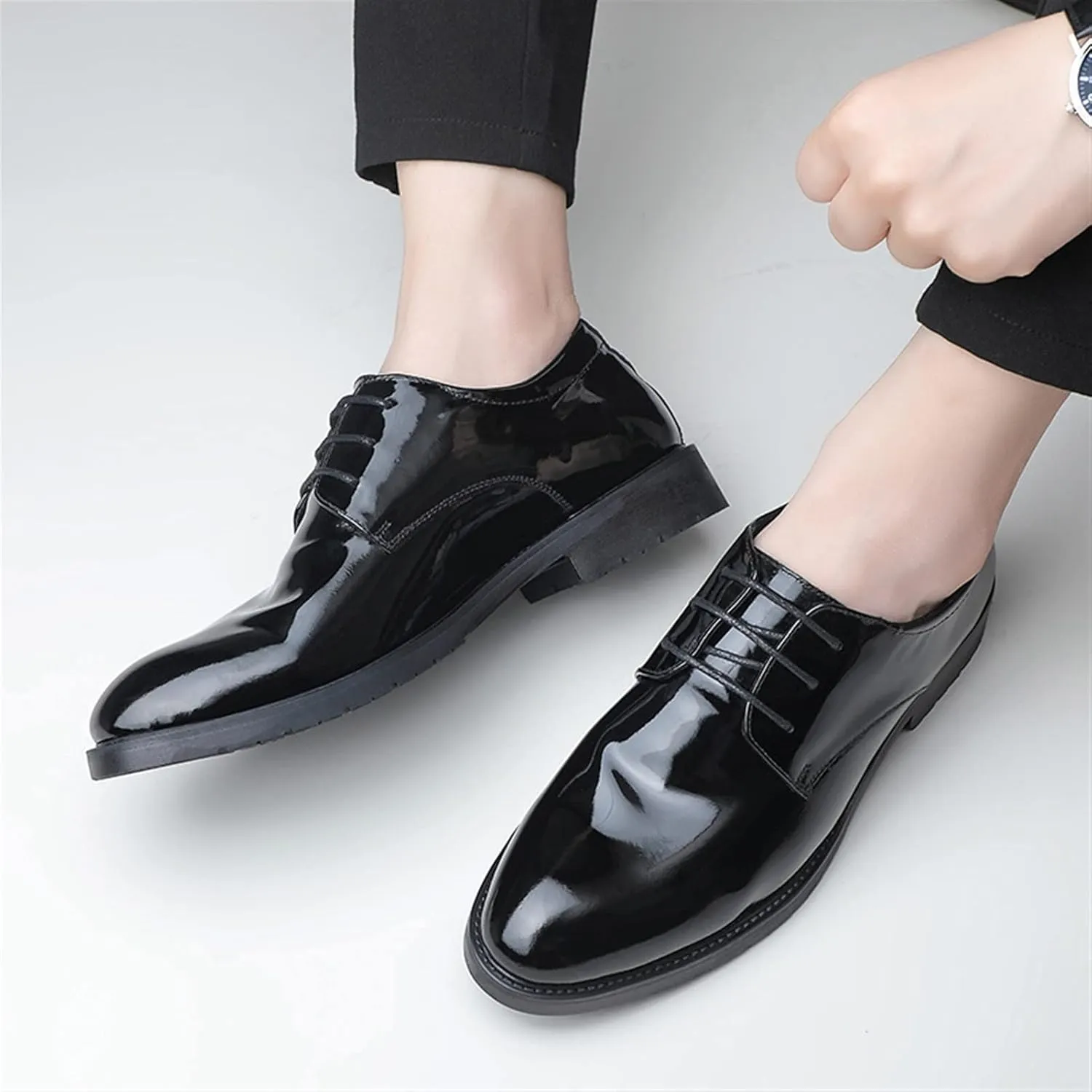 Single Season Dress Oxford for Men Lace Up Round Toe Derby Shoes Patent Leather Non Slip Rubber Sole Block Heel Low Top Party Very Popular Among Young People